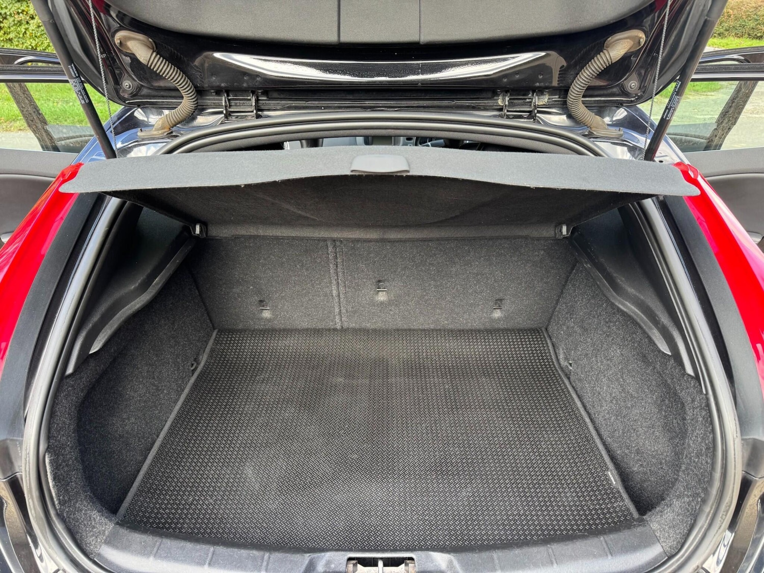 Used Volvo V40 2016 for sale - 76151664: Photo 47