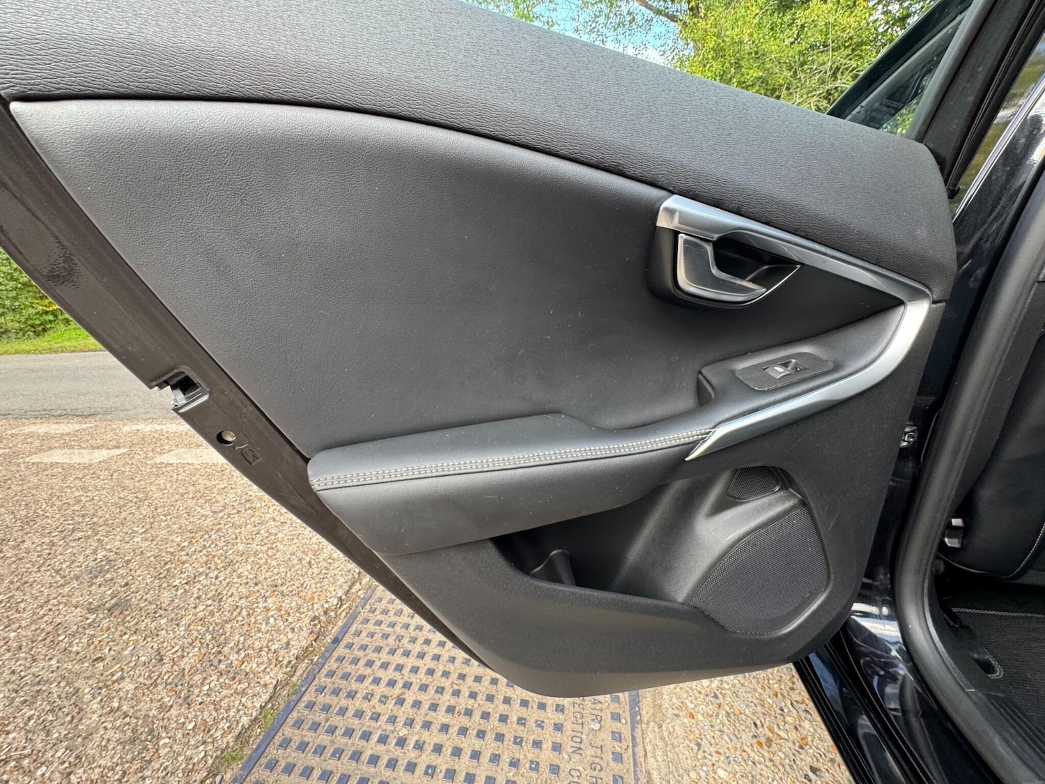 Used Volvo V40 2016 for sale - 76151664: Photo 52