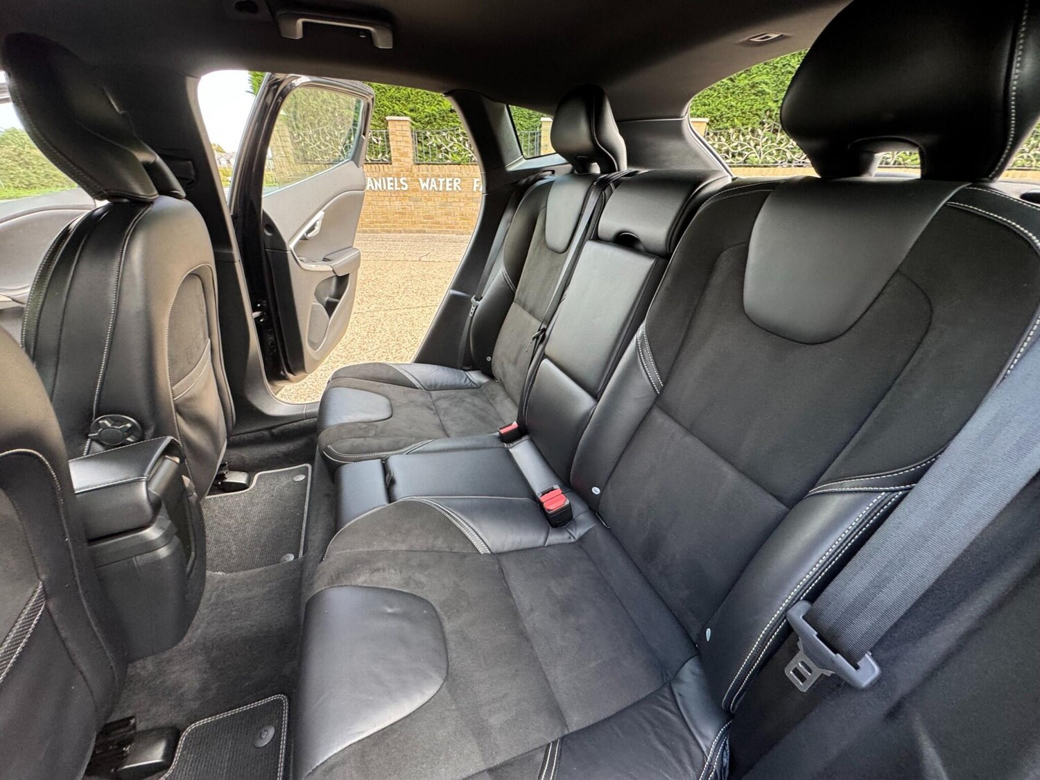 Used Volvo V40 2016 for sale - 76151664: Photo 55