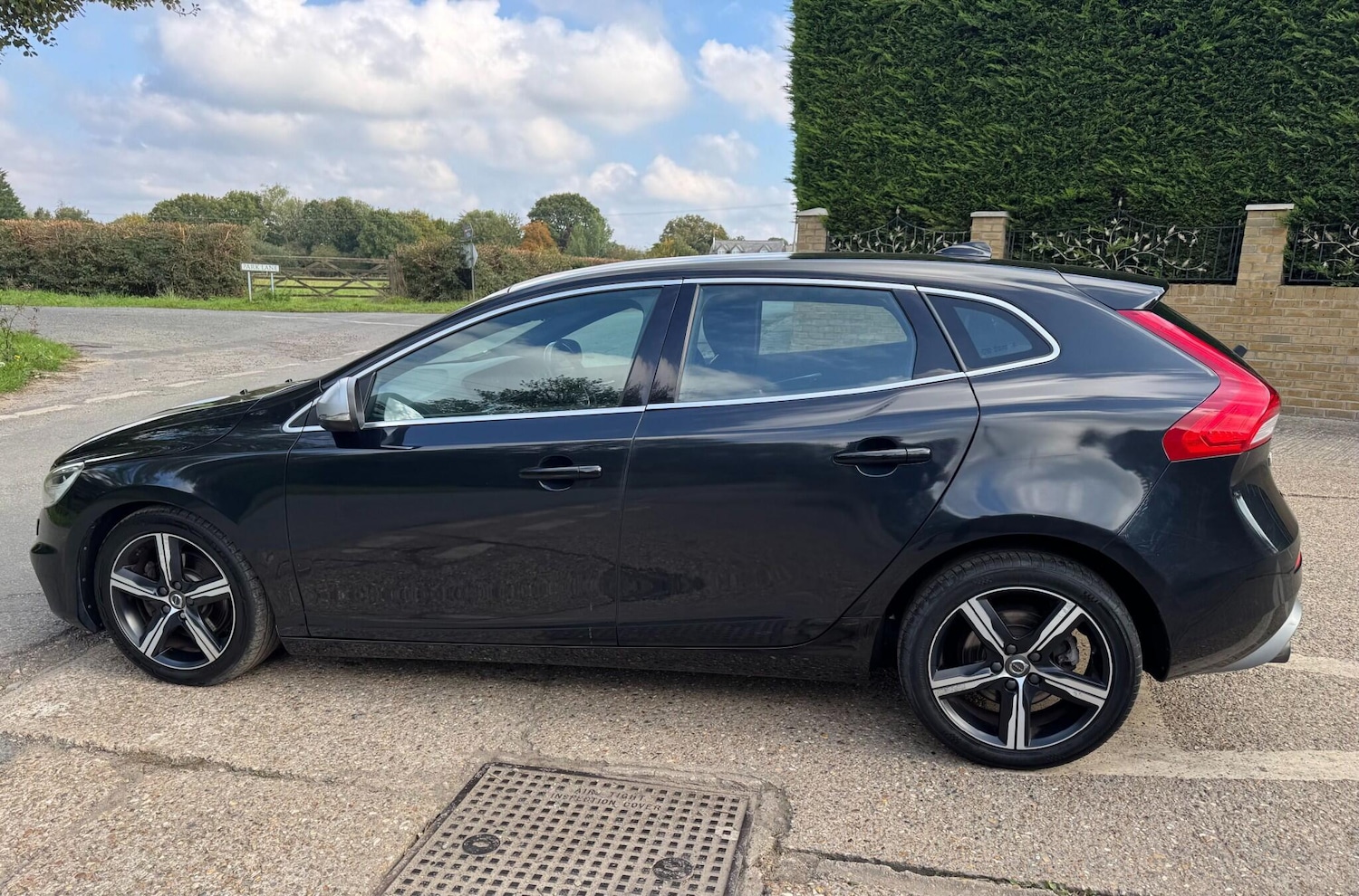 Used Volvo V40 2016 for sale - 76151664: Photo 6