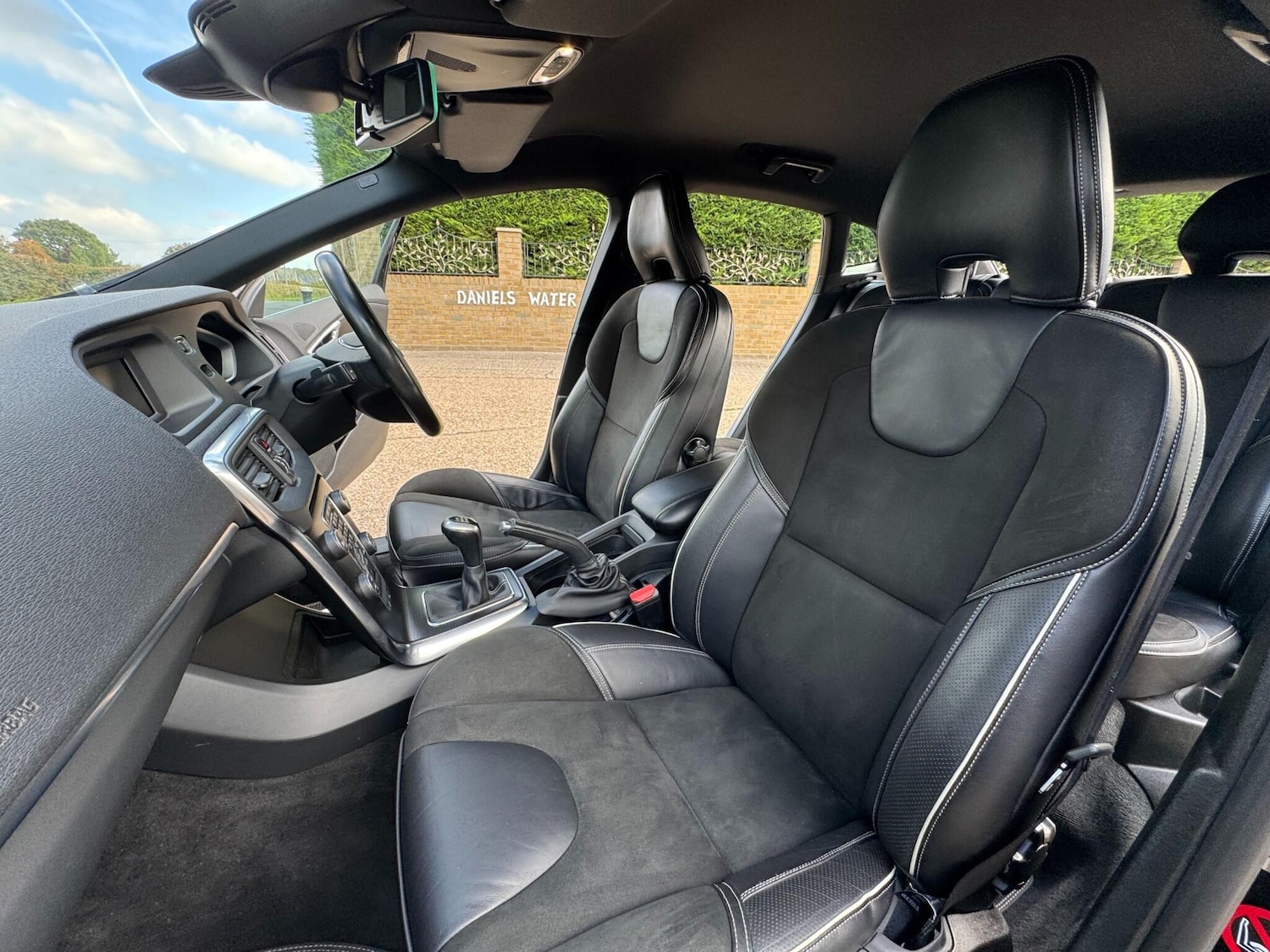 Used Volvo V40 2016 for sale - 76151664: Photo 61