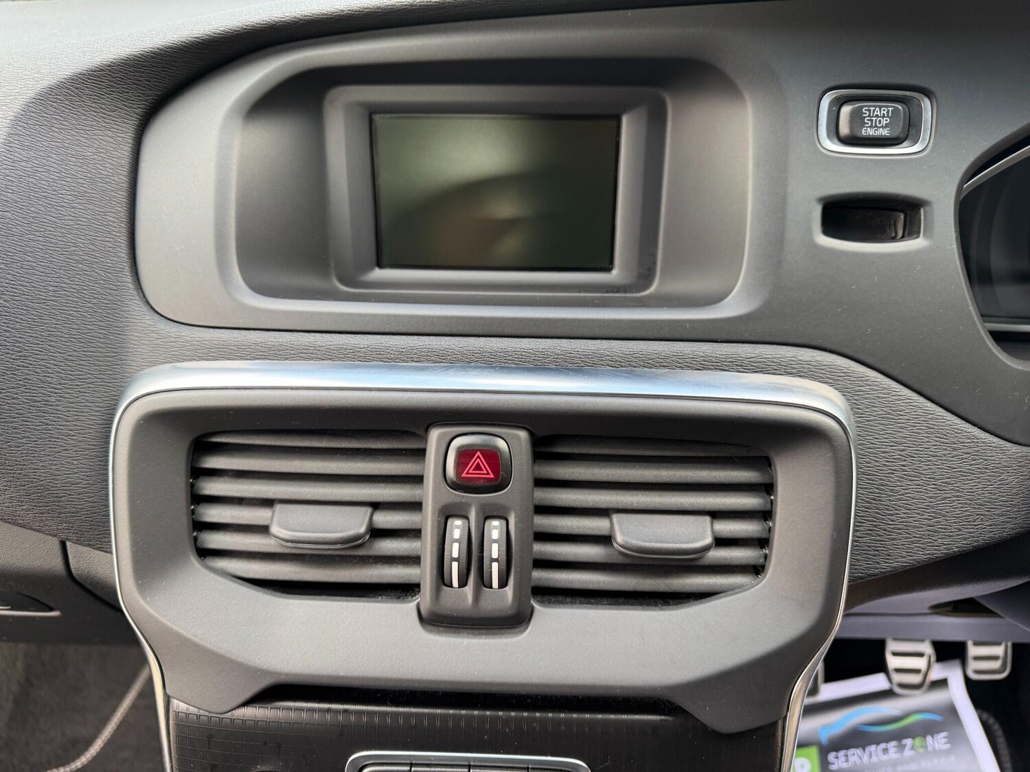 Used Volvo V40 2016 for sale - 76151664: Photo 85