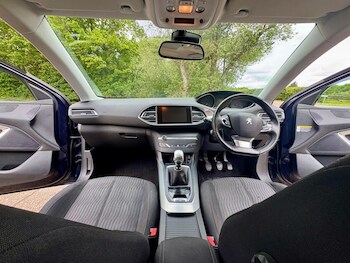 Used Peugeot 308 2015 for sale - 78543420: Photo