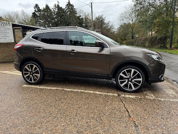 Used Nissan Qashqai 2016 for sale - 77940803: Photo