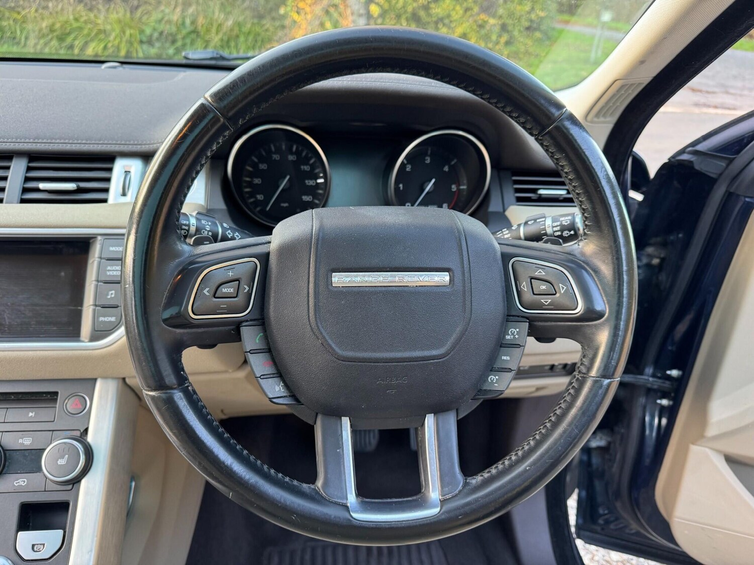 Used Land Rover Range Rover Evoque 2012 for sale - 77994935: Photo 74