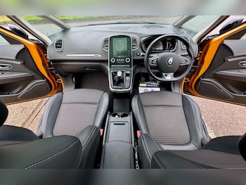 Used Renault Scenic 2016 for sale - 77425485: Photo