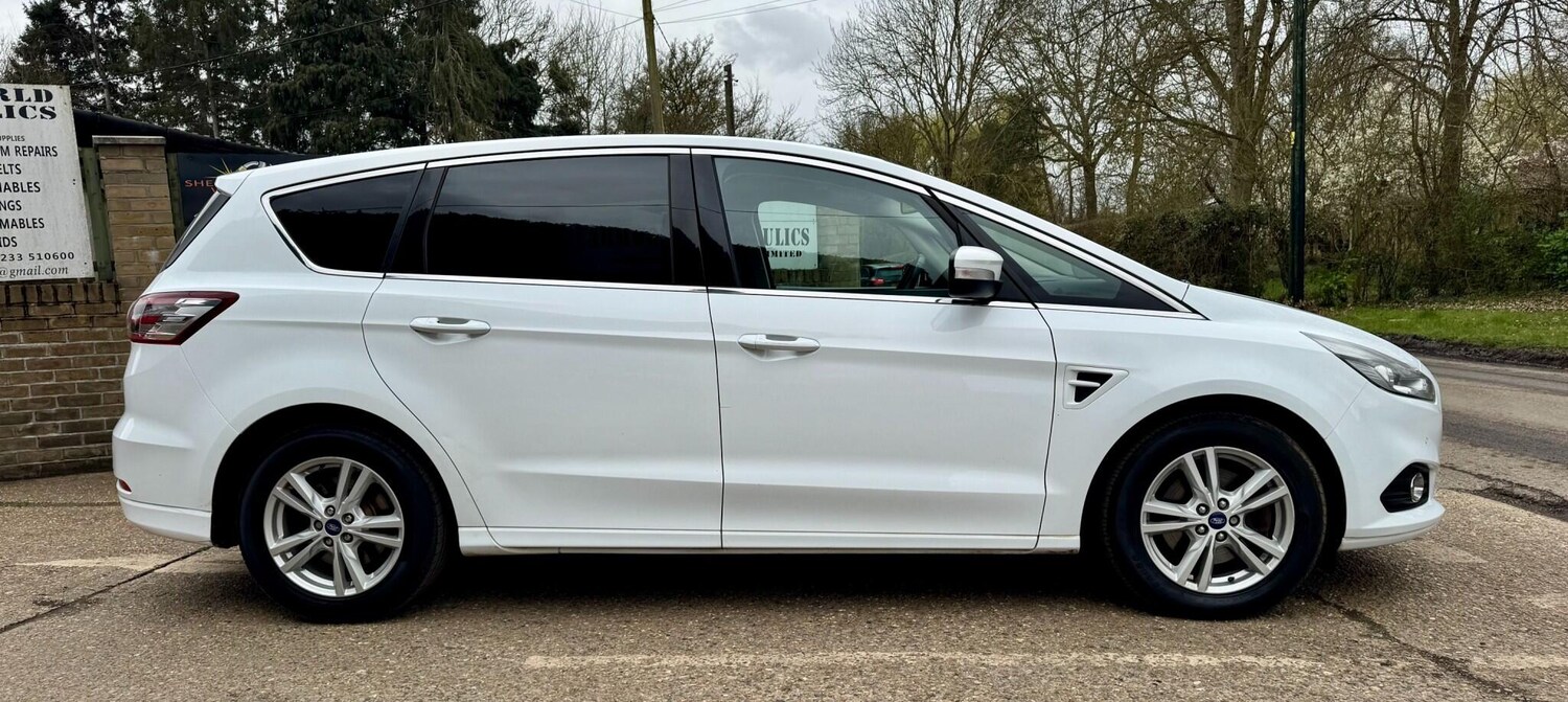 Used Ford S-Max 2017 for sale - 78049157: Photo 32