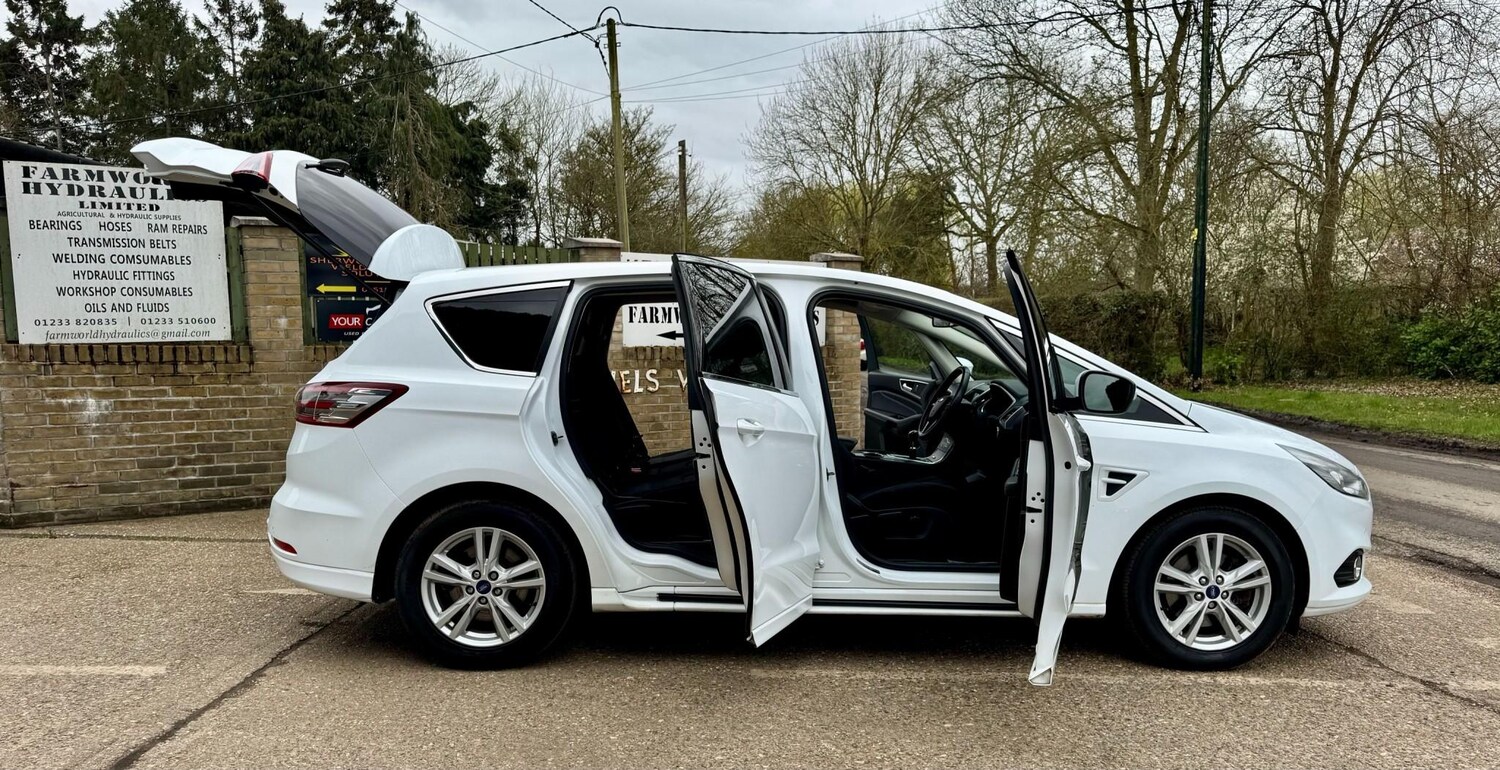 Used Ford S-Max 2017 for sale - 77984119: Photo 12