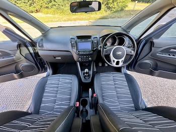 Used Kia Venga 2016 for sale - 79528732: Photo