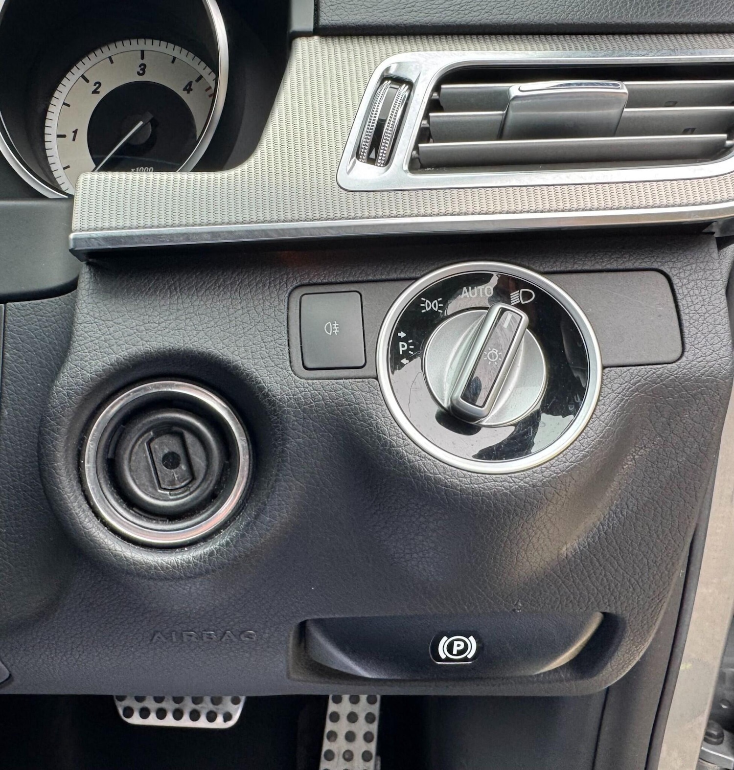 Used Mercedes-Benz E Class for sale - 77809156: Photo 89