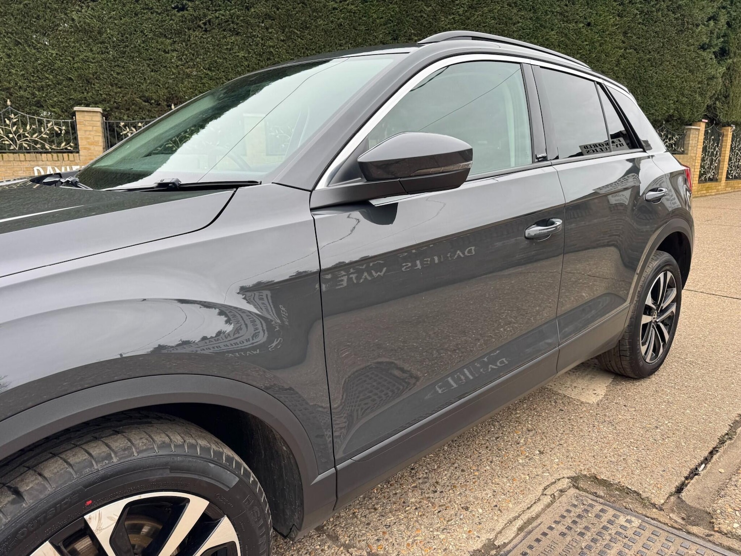 Used Volkswagen T-Roc for sale - 77808649: Photo 31