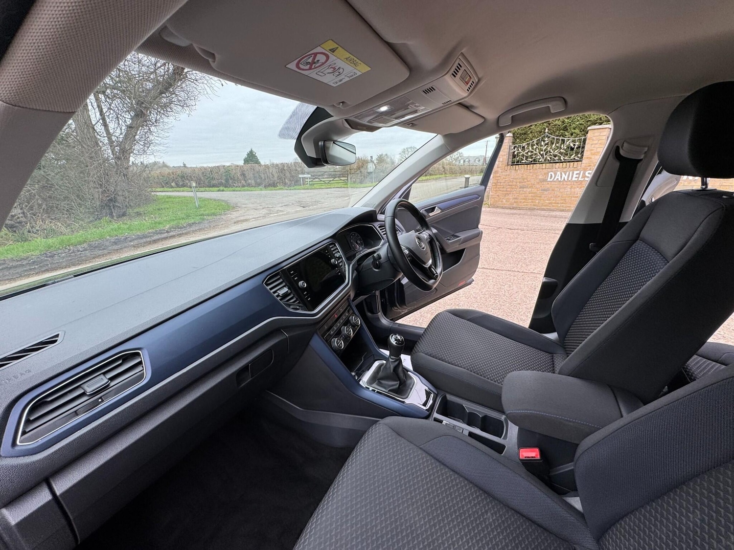 Used Volkswagen T-Roc for sale - 77808649: Photo 47