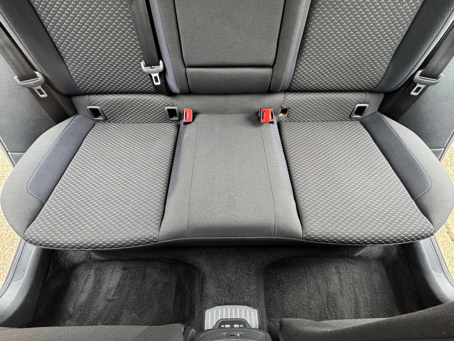 Used Volkswagen T-Roc for sale - 77808649: Photo 62