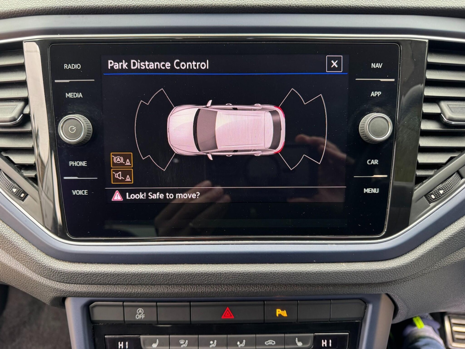 Used Volkswagen T-Roc for sale - 77808649: Photo 86