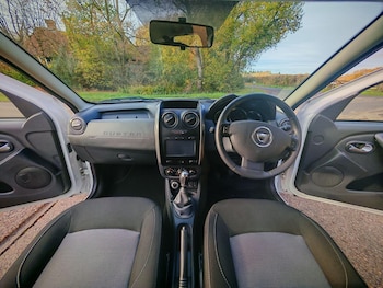 Used Dacia Duster 2016 for sale - 76527823: Photo