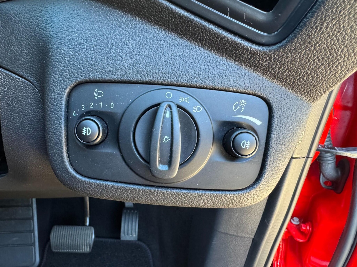 Used Ford C-Max 2016 for sale - 76152387: Photo 86