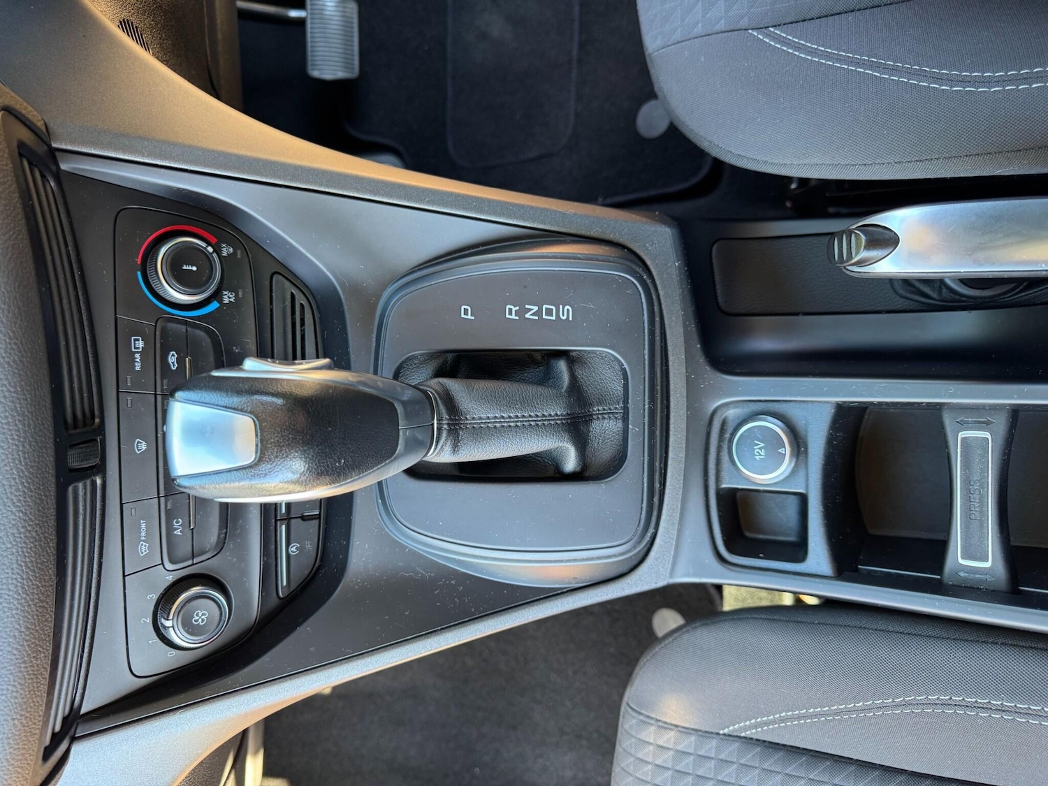 Used Ford C-Max 2016 for sale - 76152387: Photo 90