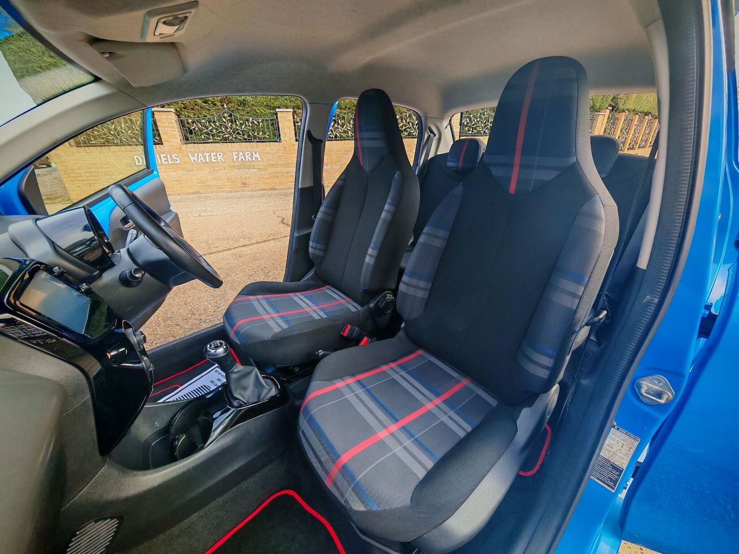 Used Peugeot 108 2016 for sale - 76632999: Photo 40