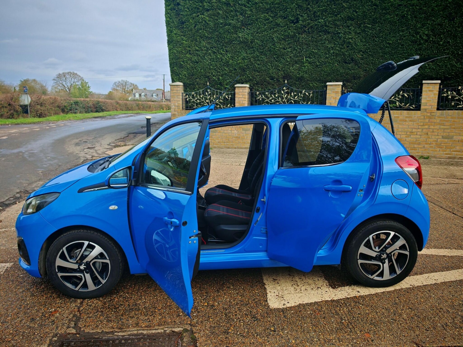 Used Peugeot 108 2016 for sale - 76632999: Photo 42