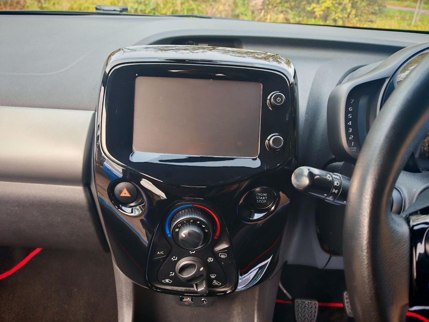 Used Peugeot 108 2016 for sale - 76632999: Photo 47