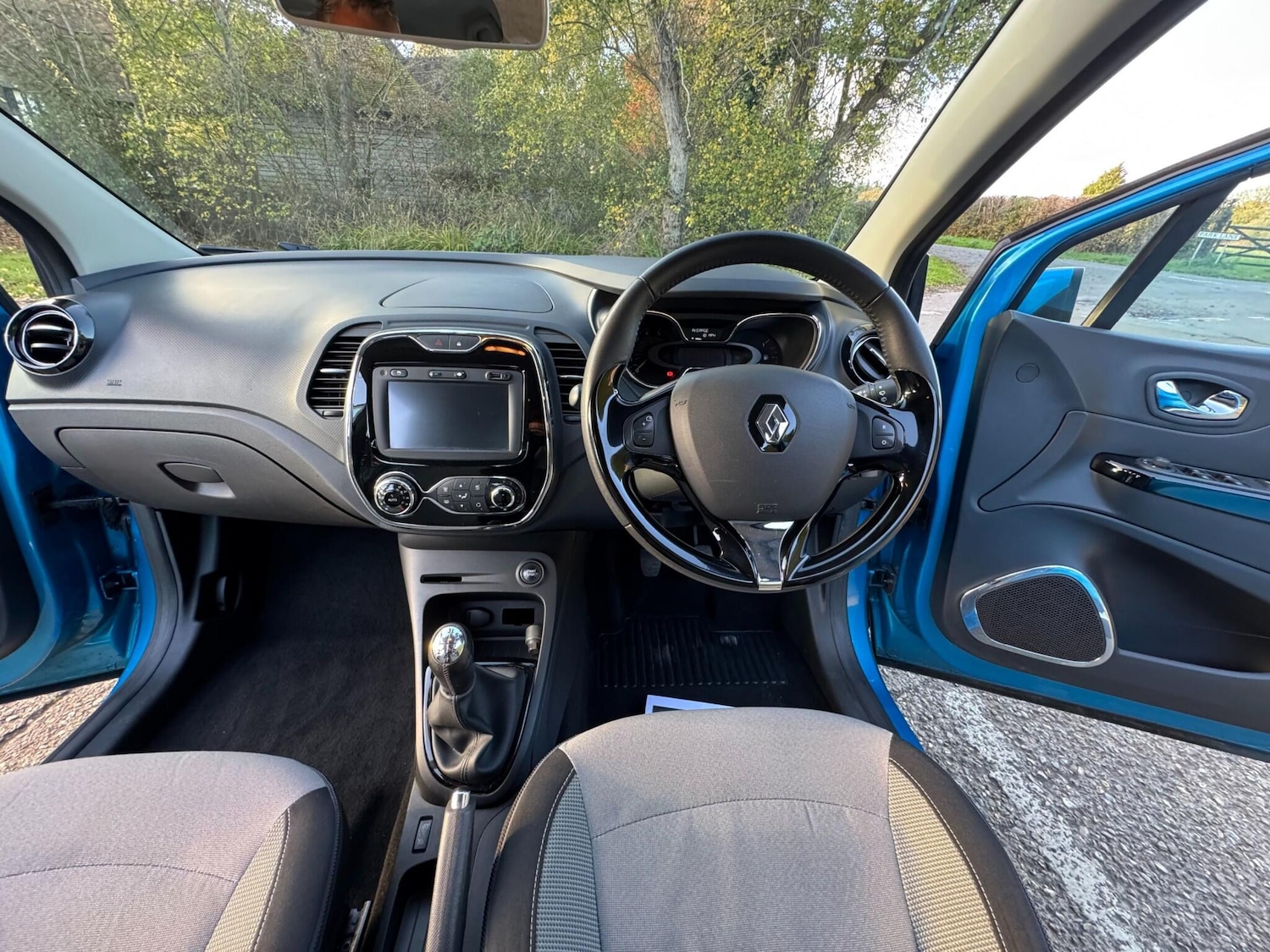 Used Renault Captur 2013 for sale - 76990141: Photo 21