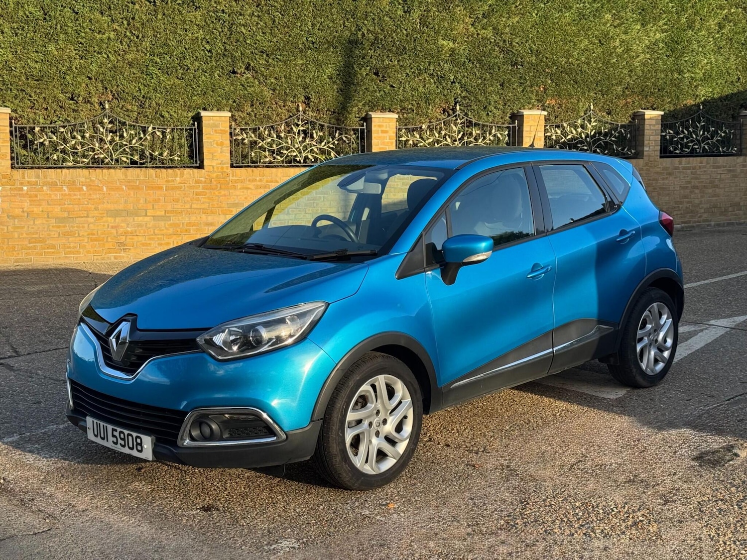 Used Renault Captur 2013 for sale - 76990141: Photo 22