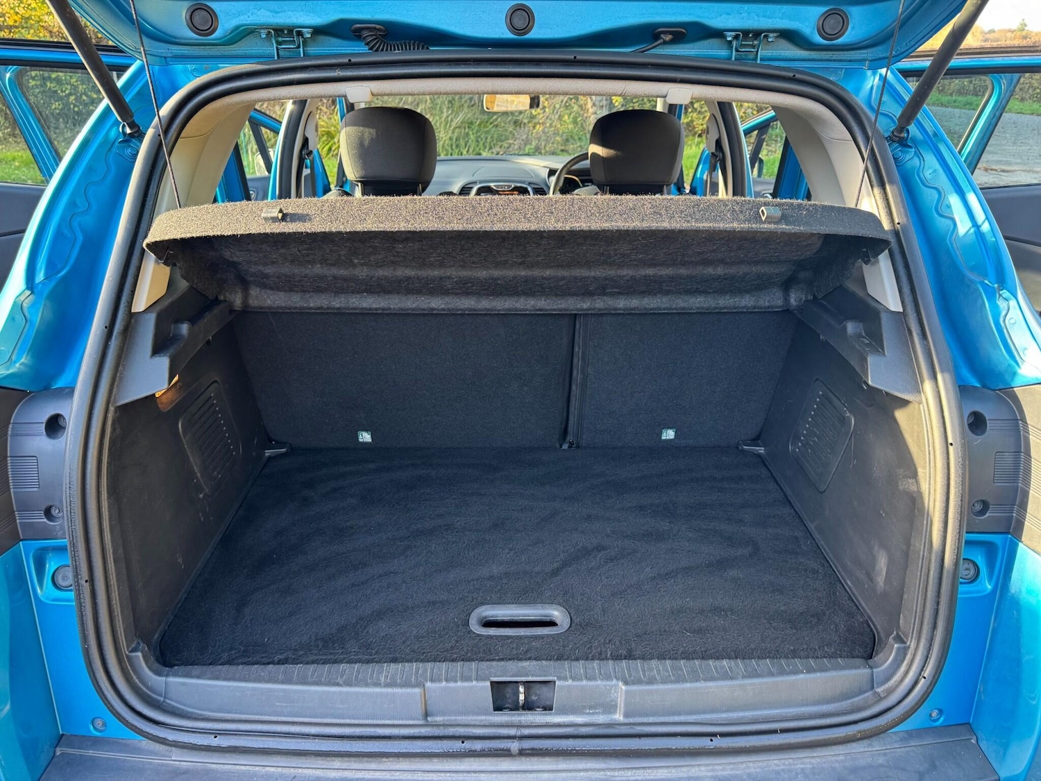 Used Renault Captur 2013 for sale - 76990141: Photo 3