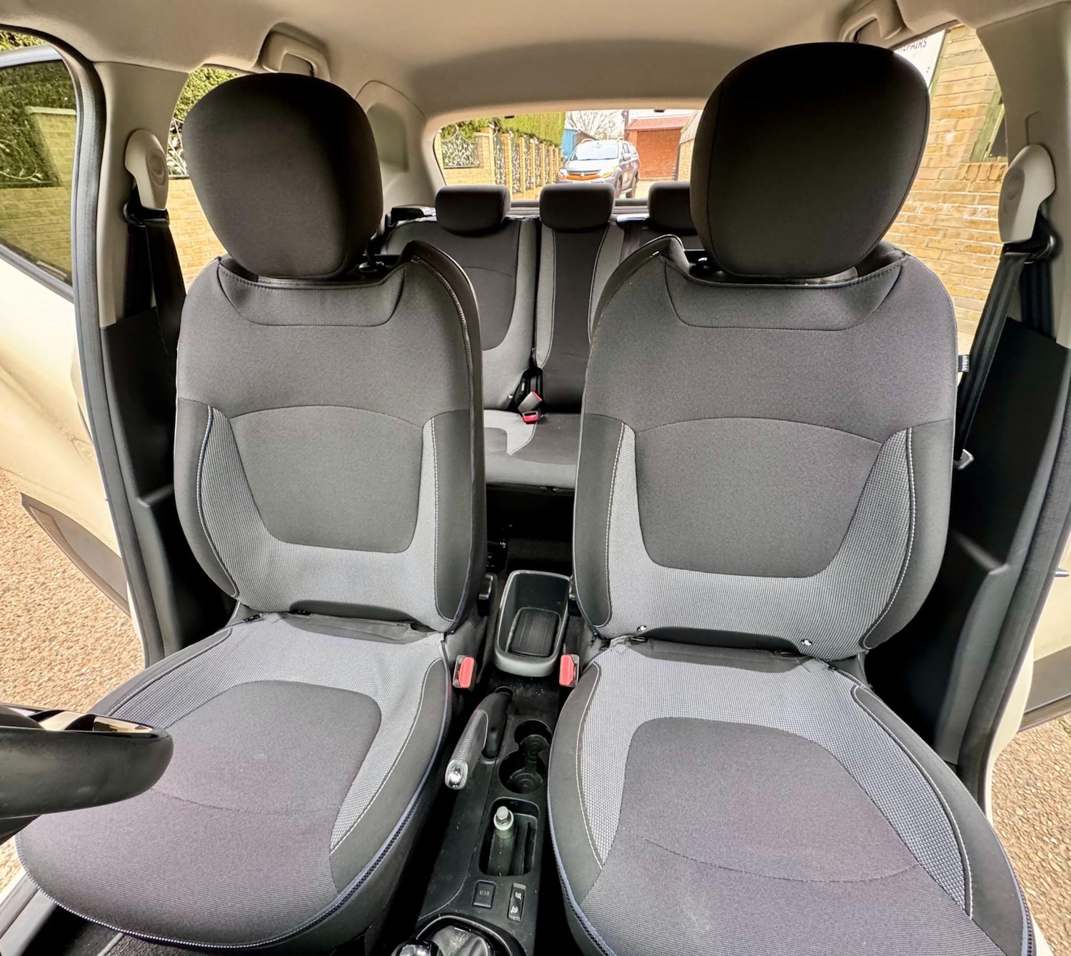 Used Renault Captur 2015 for sale - 78109891: Photo 13