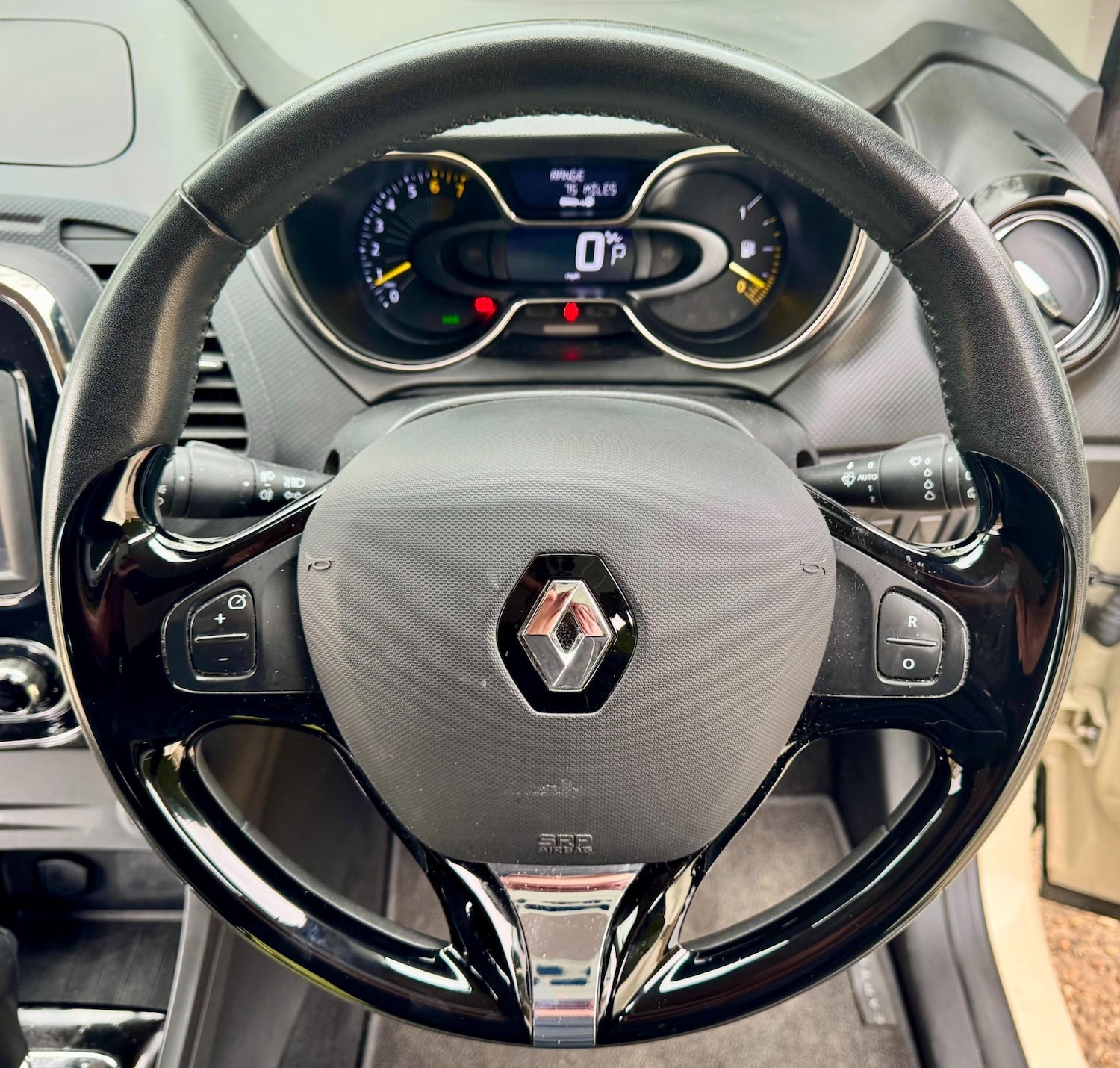 Used Renault Captur 2015 for sale - 78109891: Photo 15