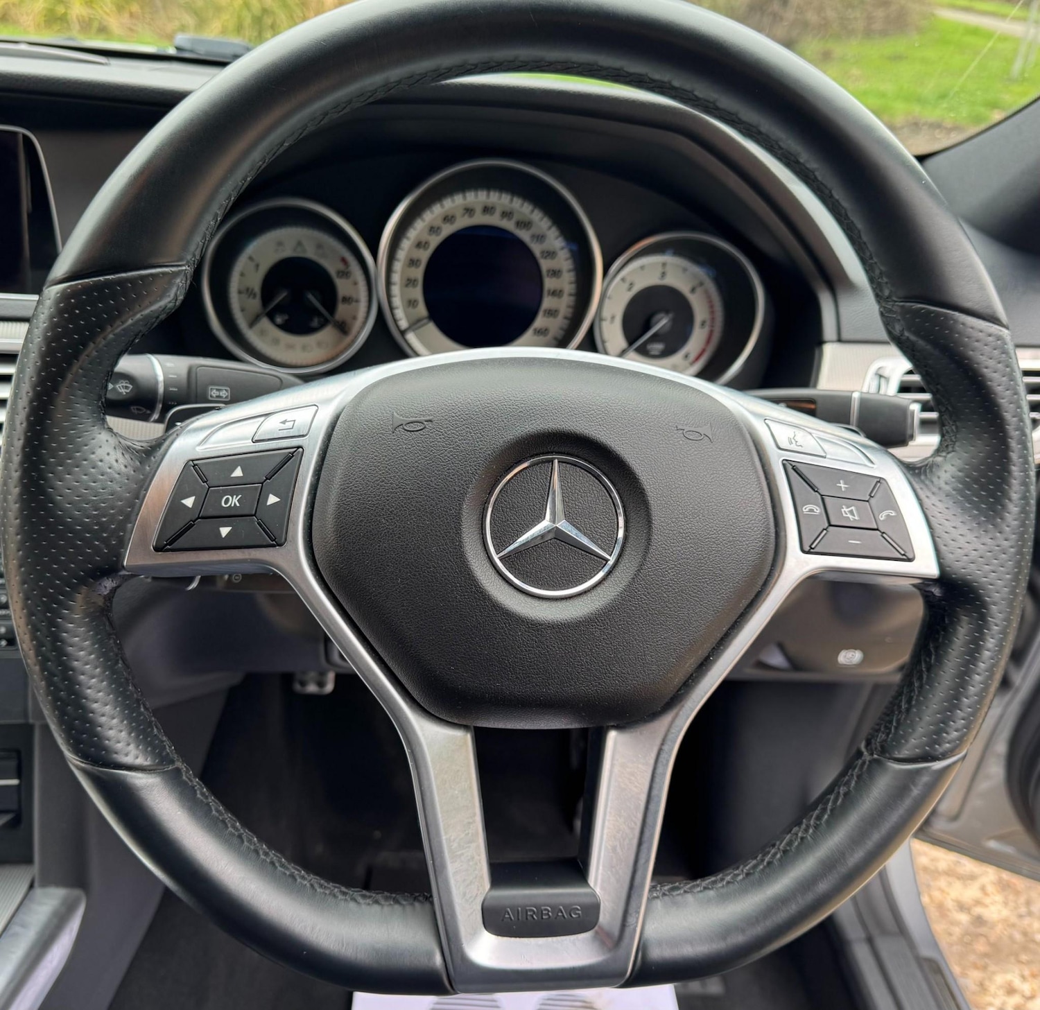 Used Mercedes-Benz E Class 2014 for sale - 77984090: Photo 83