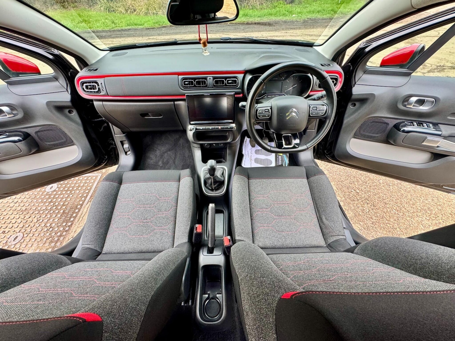 Used Citroen C3 for sale - 77925183: Photo 2