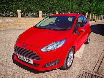 Used Ford Fiesta 2015 for sale - 76152321: Photo