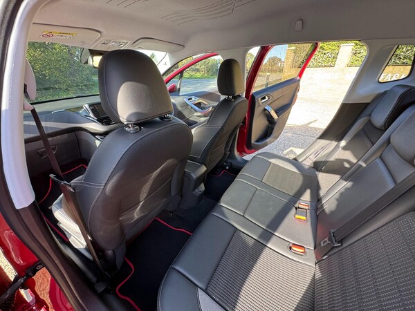 Used Peugeot 2008 2018 for sale - 76152625: Photo 55