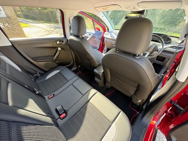 Used Peugeot 2008 2018 for sale - 76152625: Photo 68