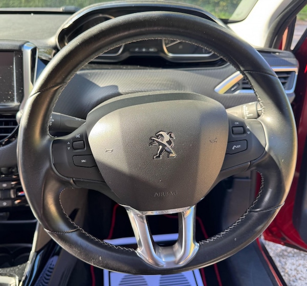 Used Peugeot 2008 2018 for sale - 76152625: Photo 73