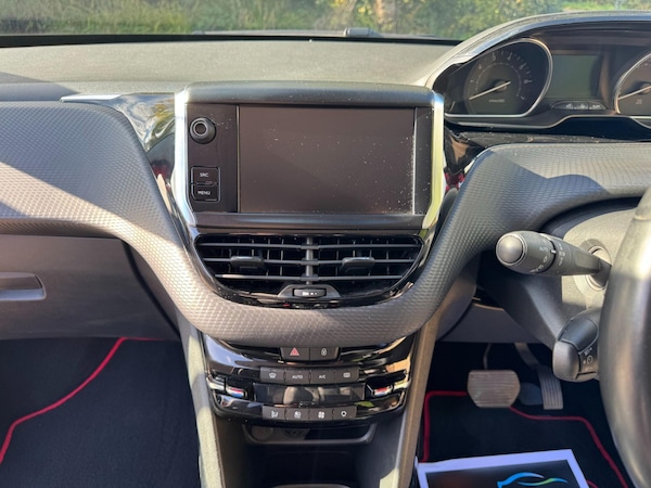 Used Peugeot 2008 2018 for sale - 76152625: Photo 80