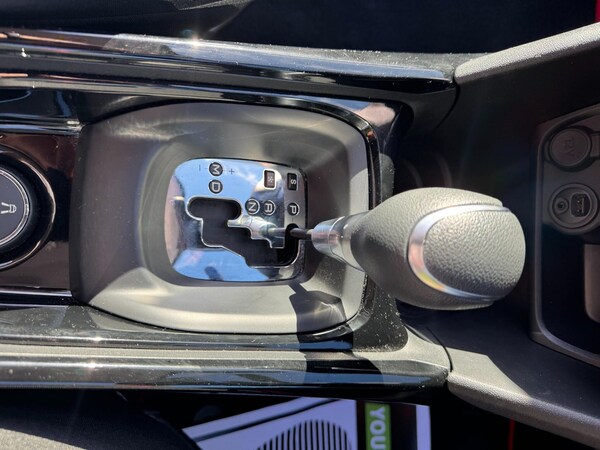 Used Peugeot 2008 2018 for sale - 76152625: Photo 88