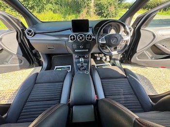 Used Mercedes-Benz B-Class 2017 for sale - 76188581: Photo 2
