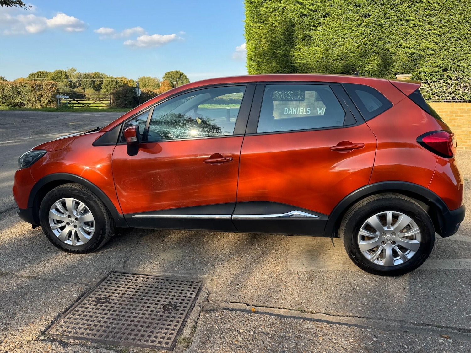 Used Renault Captur 2015 for sale - 76152921: Photo 23