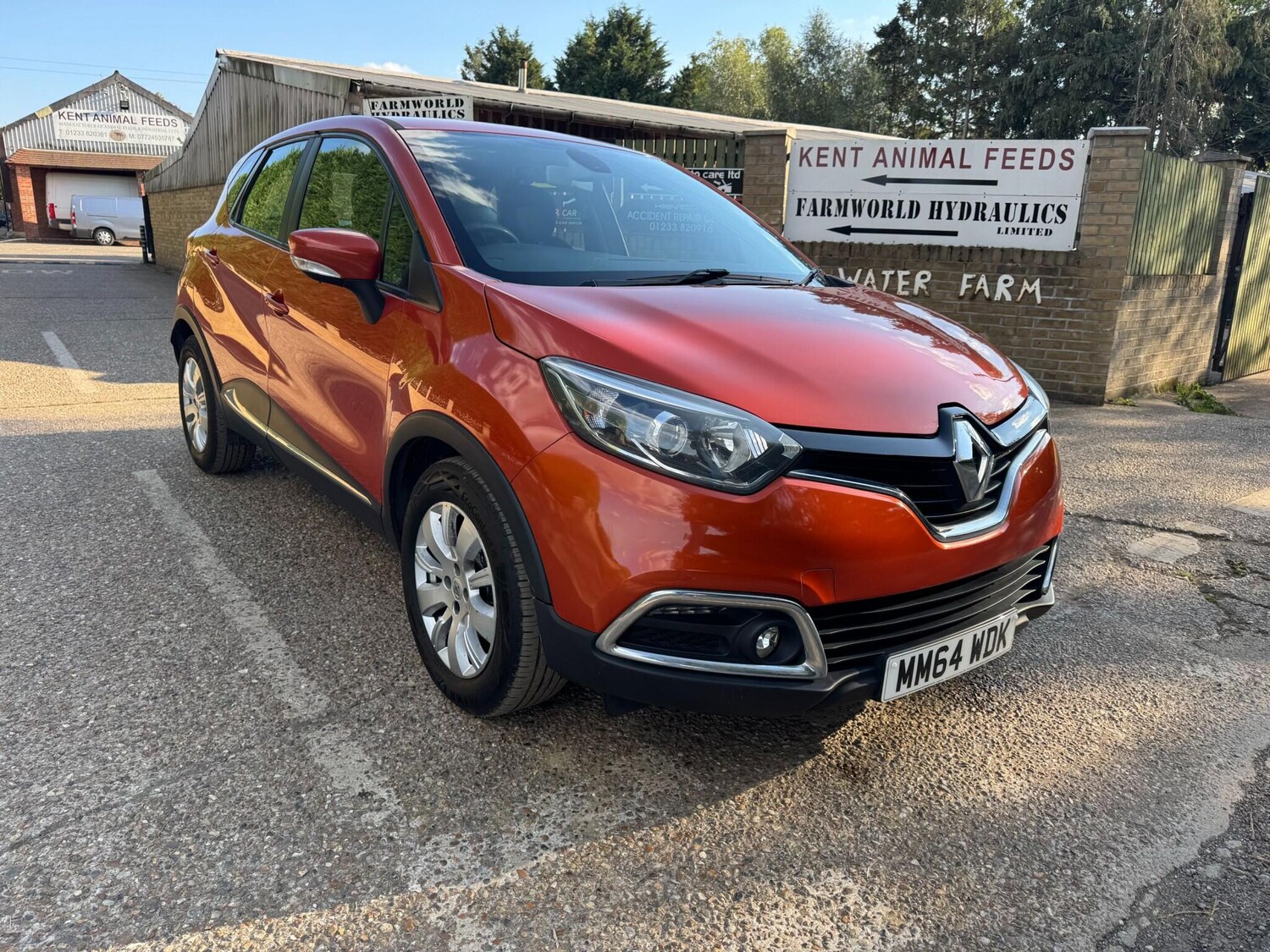 Used Renault Captur 2015 for sale - 76152921: Photo 30