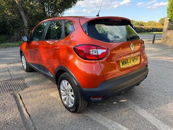 Used Renault Captur 2014 for sale - 76152921: Photo