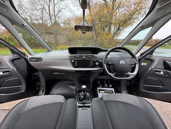 Used Citroen C4 Grand Picasso 2017 for sale - 76765829: Photo