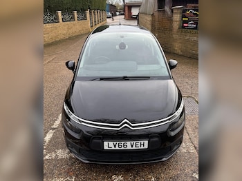 Used Citroen C4 Grand Picasso 2017 for sale - 76765829: Photo