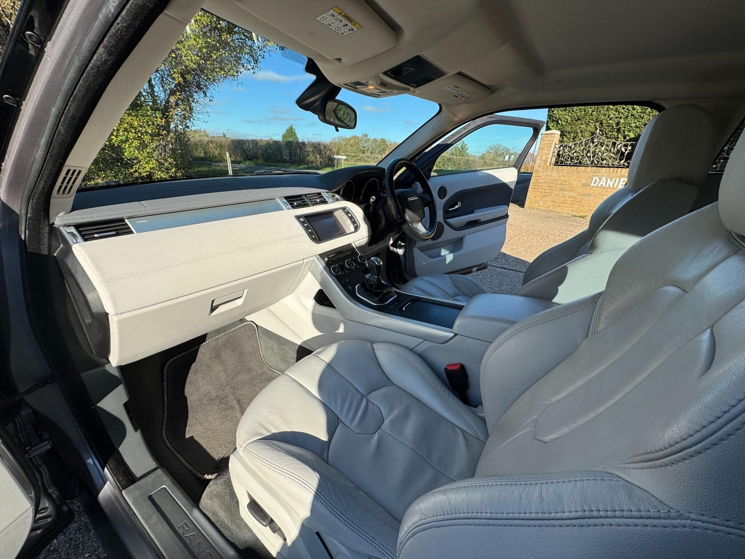 Used Land Rover Range Rover Evoque 2011 for sale - 76608261: Photo 10