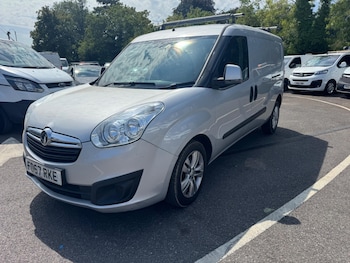Used Vauxhall Combo 2017 for sale - 79349578: Photo