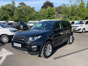 Used Land Rover Discovery Sport 2015 for sale - 79012874: Photo