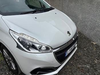 Used Peugeot 208 2016 for sale - 75298784: Photo