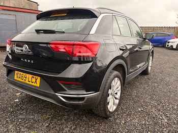 Used Volkswagen T-Roc 2019 for sale - 75340560: Photo