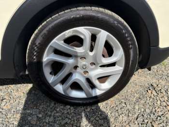 Used Renault Captur 2015 for sale - 74600206: Photo