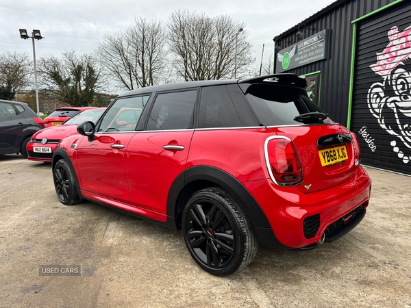 Used MINI Hatch 2018 for sale - 76702948: Photo 3